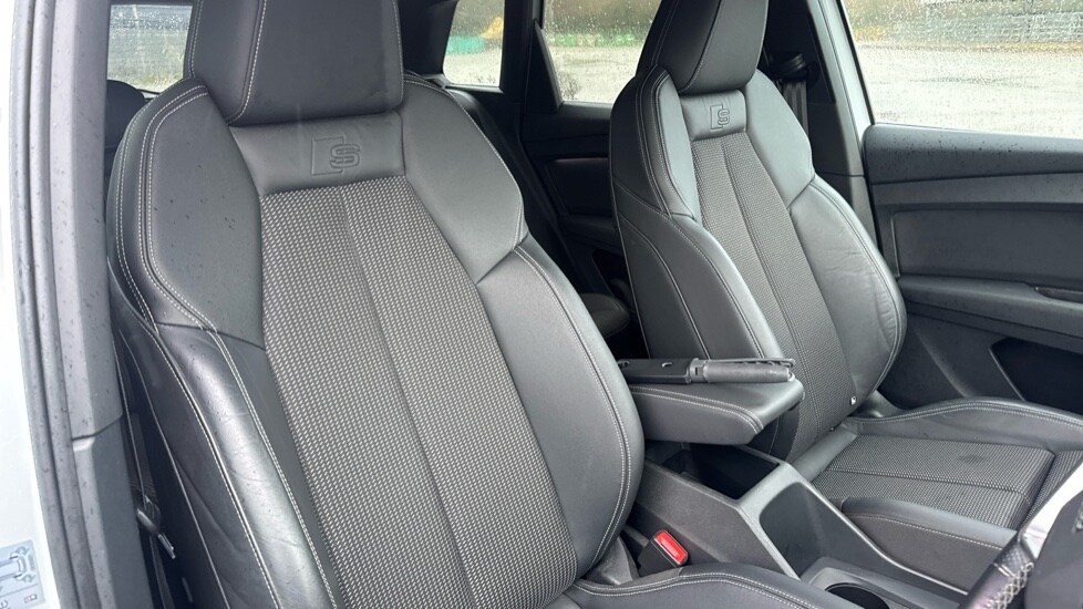 Used Audi Q4 e-tron 2021 for sale - 76873163: Photo 17