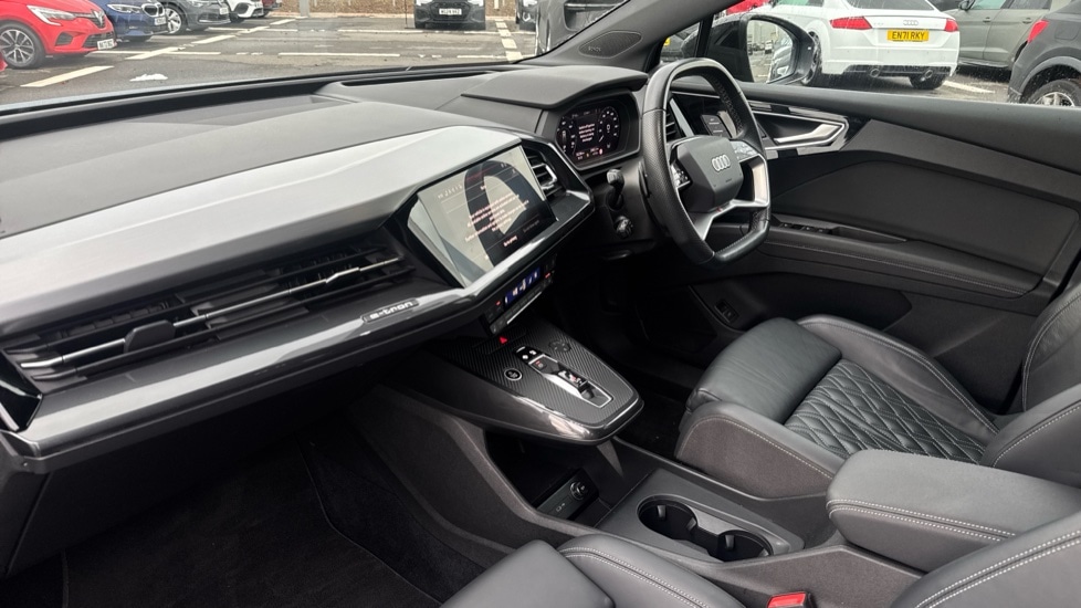 Used Audi Q4 e-tron 2022 for sale - 76442076: Photo 2