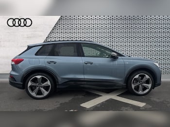 Used Audi Q4 e-tron 2022 for sale - 76442076: Photo