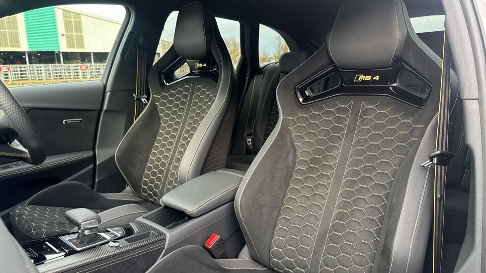 Used Audi RS4 2025 for sale - 76937565: Photo 17