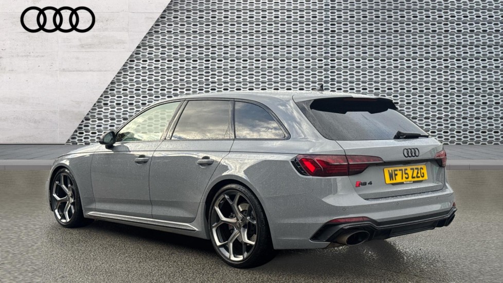 Used Audi RS4 2025 for sale - 76937565: Photo 3