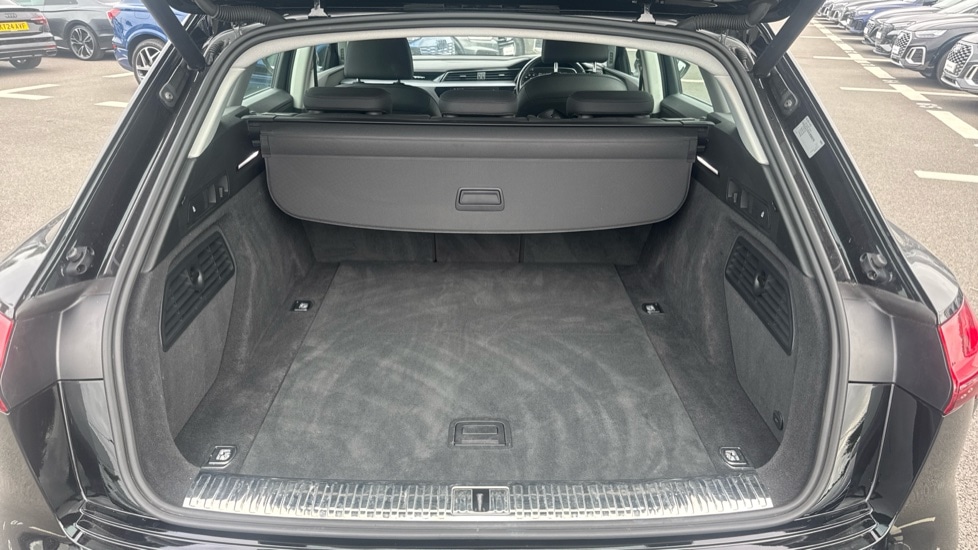 Used Audi e-tron 2020 for sale - 76954496: Photo 18