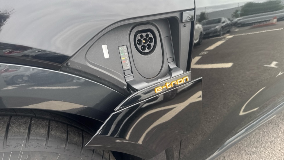 Used Audi e-tron 2020 for sale - 76954496: Photo 22