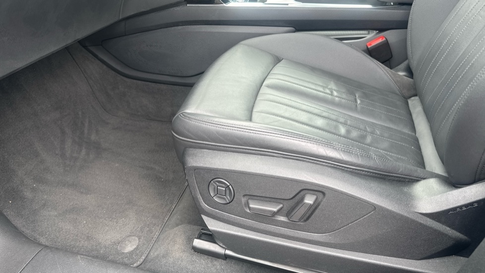 Used Audi e-tron 2020 for sale - 76954496: Photo 29