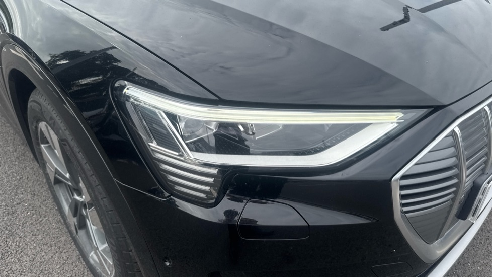Used Audi e-tron 2020 for sale - 76954496: Photo 34