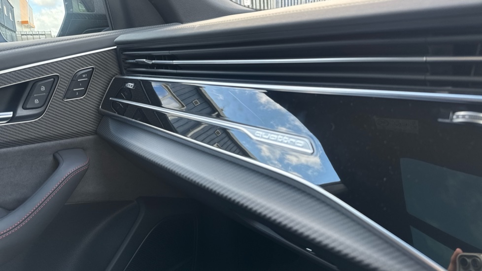 Used Audi RS Q8 2025 for sale - 76872145: Photo 53