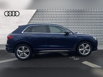 Used Audi Q3 2023 for sale - 76404831: Photo