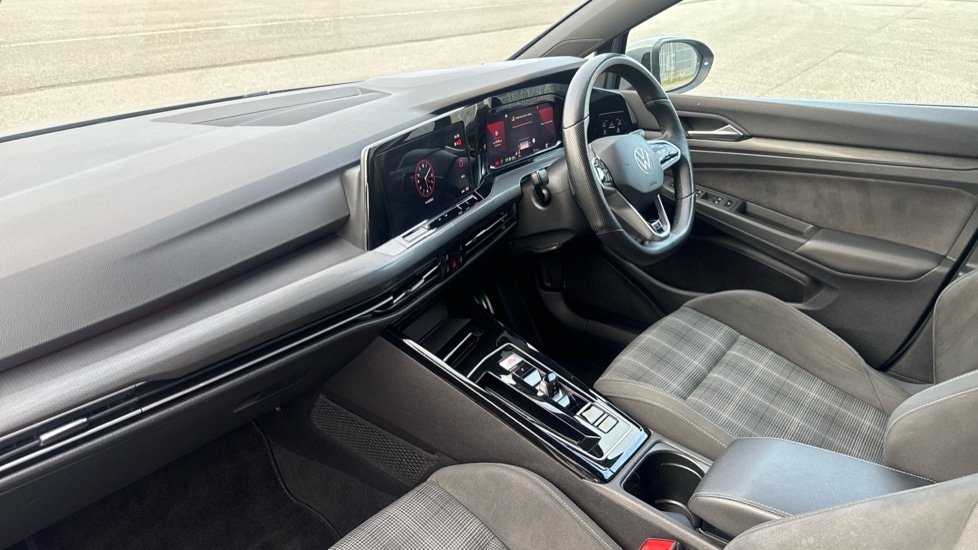 Used Volkswagen Golf 2023 for sale - 76404716: Photo 10