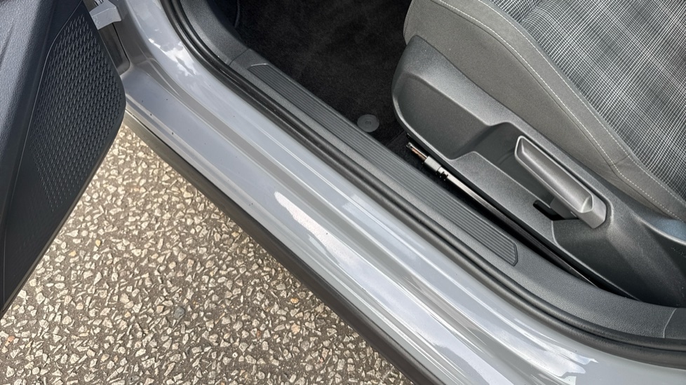 Used Volkswagen Golf 2023 for sale - 76404716: Photo 34