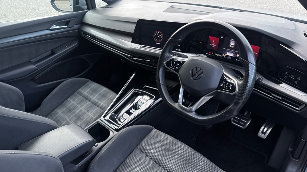 Used Volkswagen Golf 2023 for sale - 76404716: Photo 9