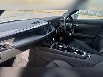 Used Audi e-tron GT 2021 for sale - 76316911: Photo