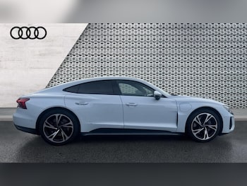 Used Audi e-tron GT 2021 for sale - 76316911: Photo