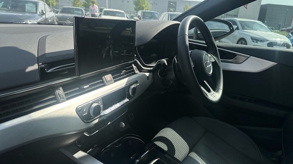 Used Audi A5 2022 for sale - 76261548: Photo 2