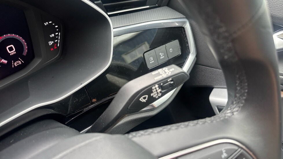 Used Audi Q3 2022 for sale - 76652311: Photo 30