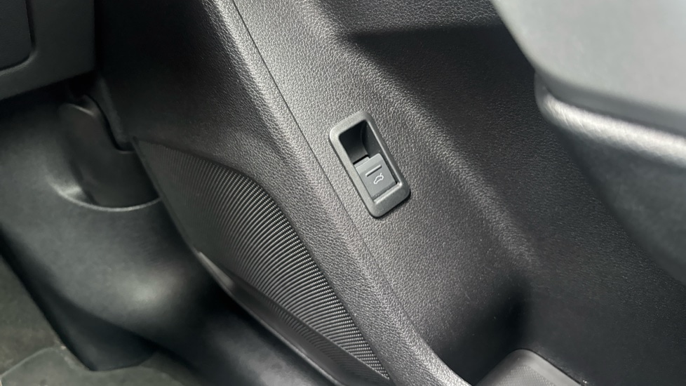 Used Audi Q3 2022 for sale - 76652311: Photo 39