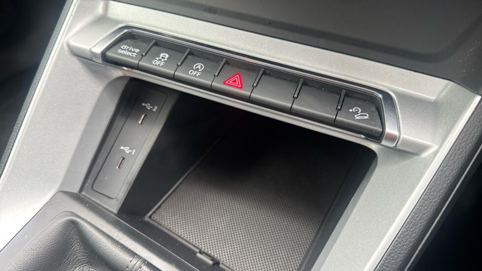 Used Audi Q3 2022 for sale - 76652311: Photo 43