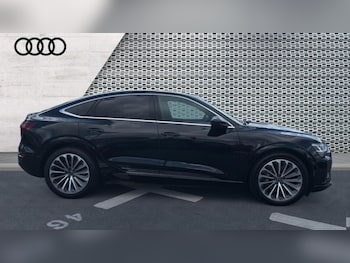 Used Audi Q8 2023 for sale - 75758829: Photo