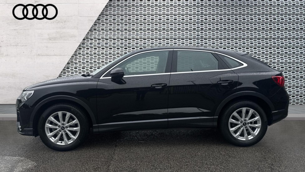 Used Audi Q3 2022 for sale - 76466552: Photo 9