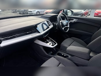 Used Audi Q4 e-tron 2023 for sale - 76384409: Photo