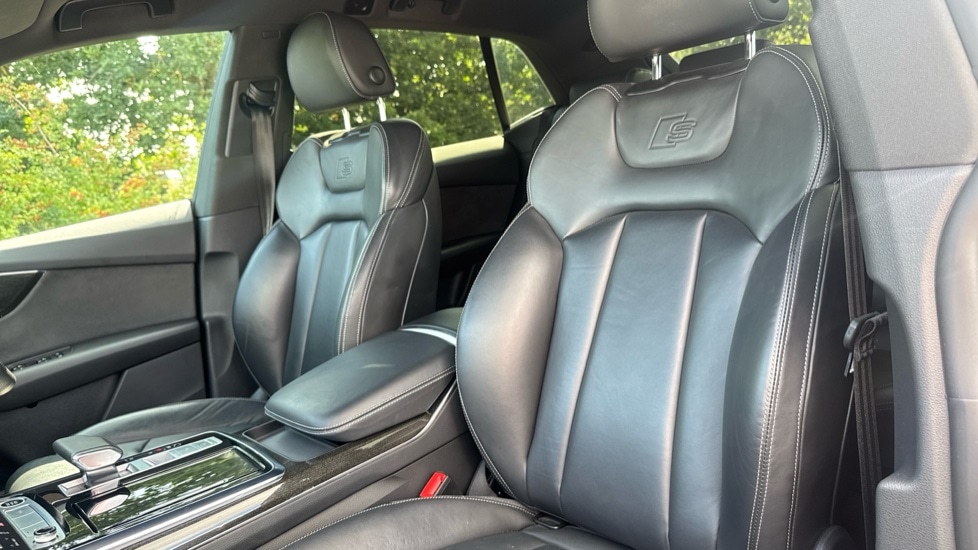 Used Audi Q8 2023 for sale - 76400839: Photo 17