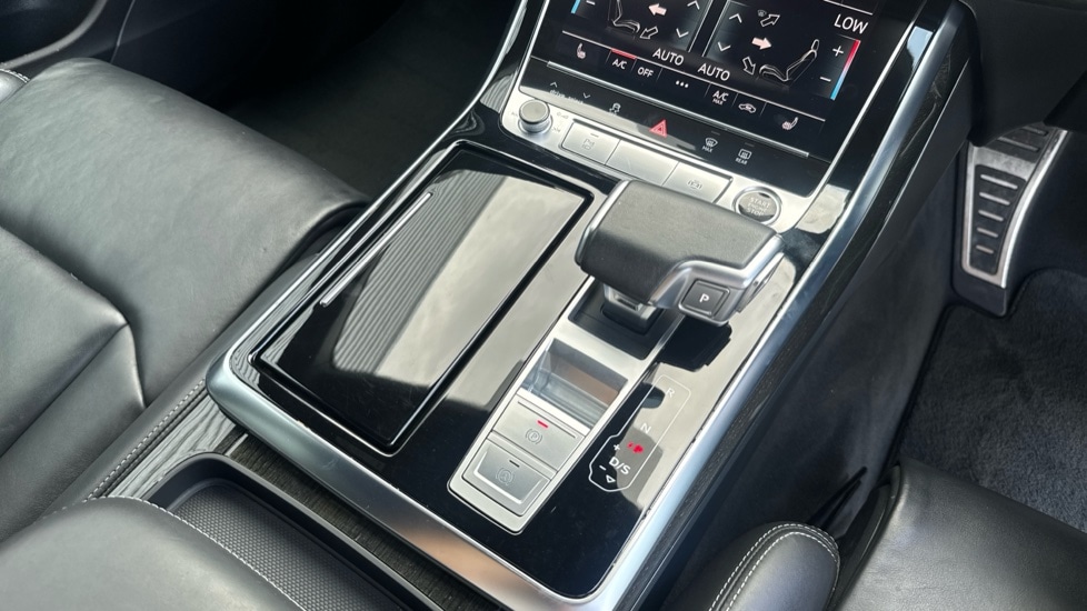 Used Audi Q8 2023 for sale - 76400839: Photo 19