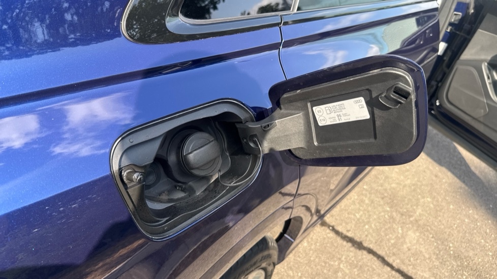 Used Audi Q8 2023 for sale - 76400839: Photo 22