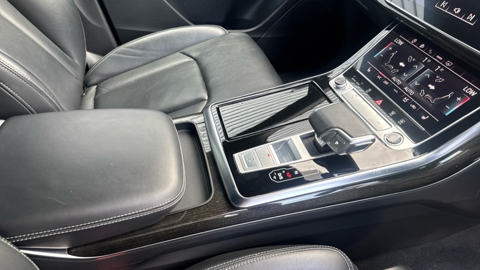 Used Audi Q8 2023 for sale - 76400839: Photo 27