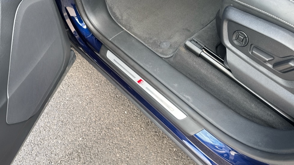 Used Audi Q8 2023 for sale - 76400839: Photo 41