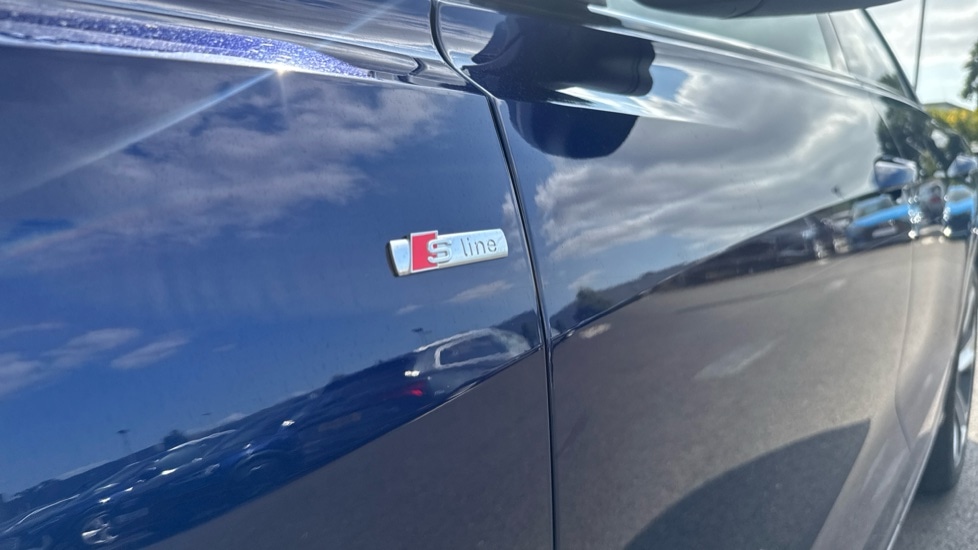 Used Audi Q8 2023 for sale - 76400839: Photo 45