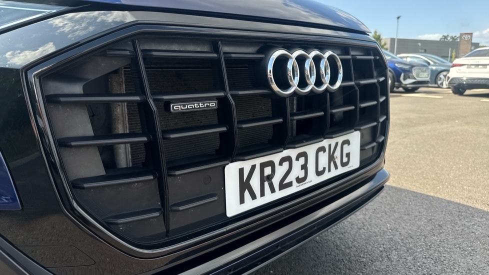 Used Audi Q8 2023 for sale - 76400839: Photo 47