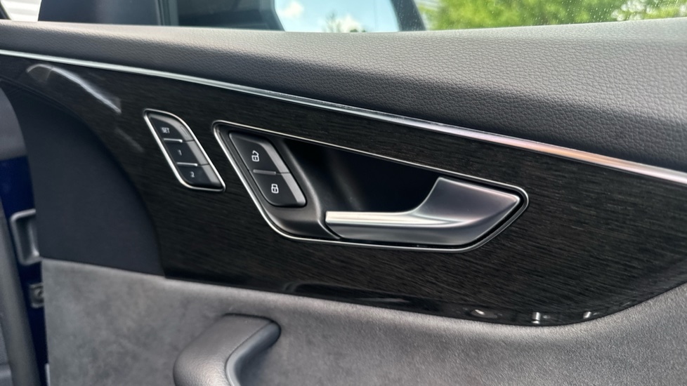 Used Audi Q8 2023 for sale - 76400839: Photo 56