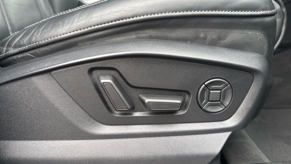 Used Audi Q7 2021 for sale - 76442147: Photo 38