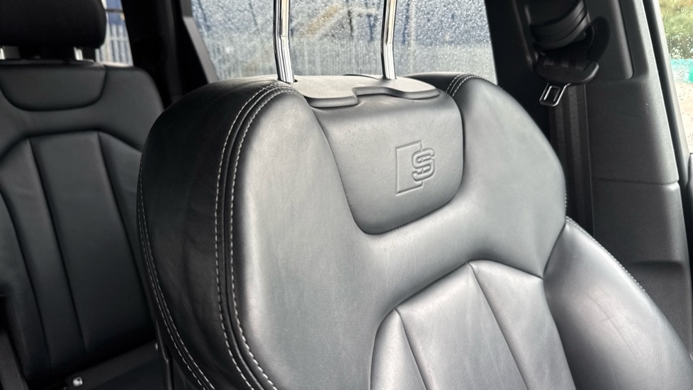 Used Audi Q7 2021 for sale - 76442147: Photo 42