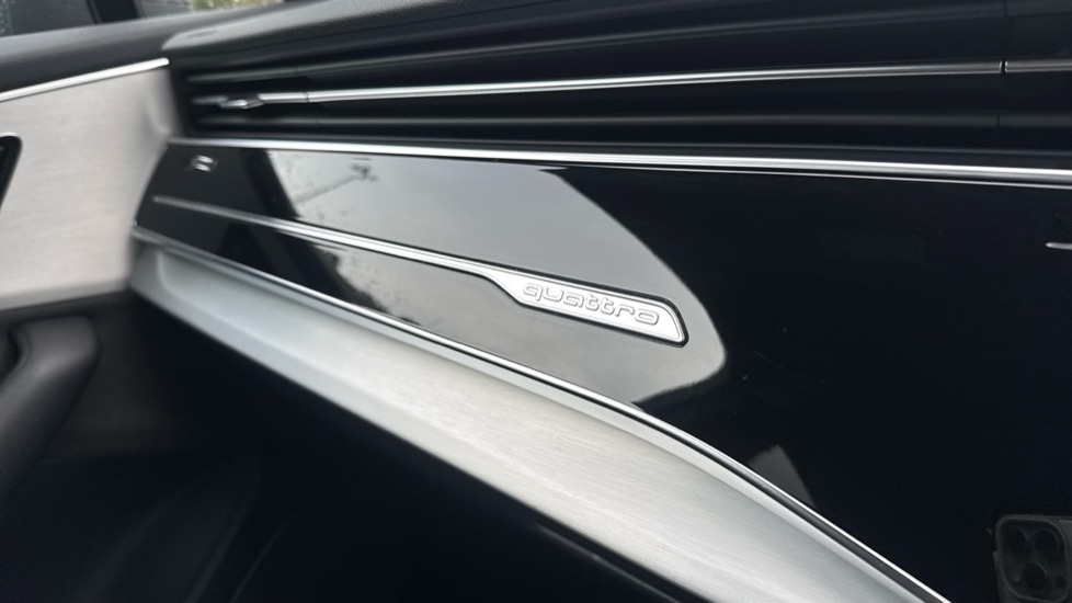 Used Audi Q7 2021 for sale - 76442147: Photo 44