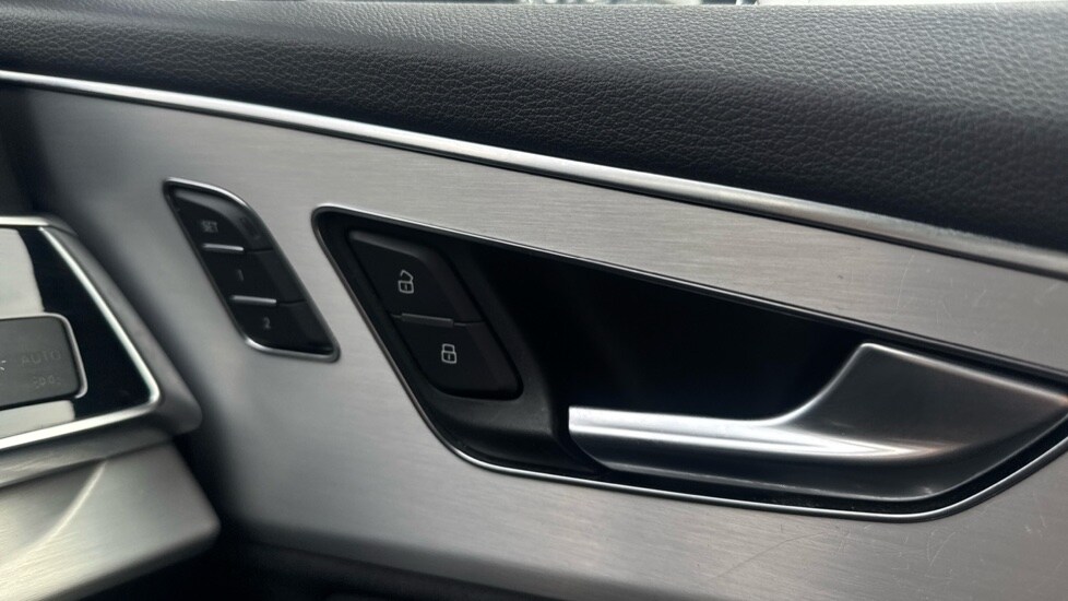 Used Audi Q7 2021 for sale - 76442147: Photo 45