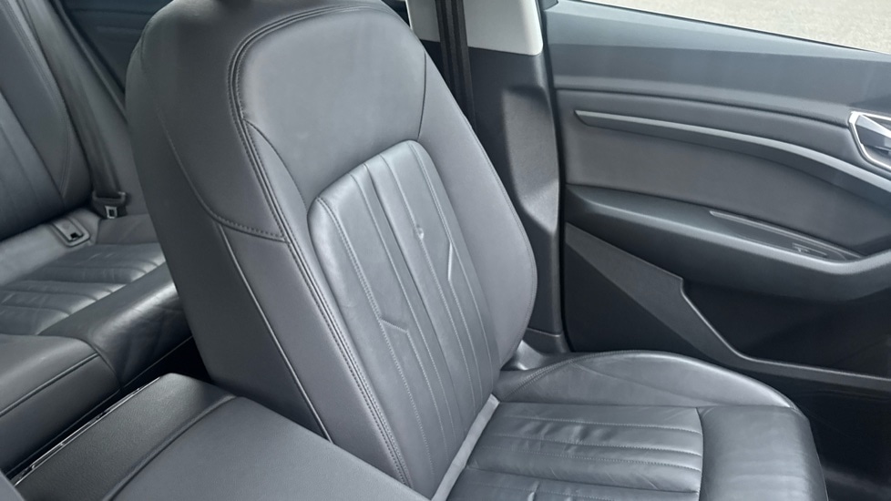 Used Audi e-tron 2020 for sale - 77057910: Photo 17