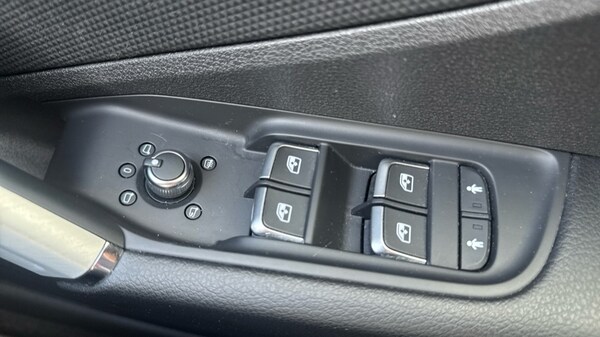 Used Audi Q2 2023 for sale - 76217307: Photo 45