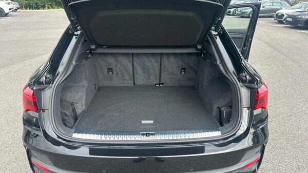 Used Audi Q3 2023 for sale - 76168811: Photo 18