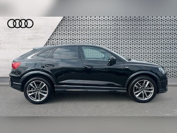 Used Audi Q3 2023 for sale - 76168811: Photo 4