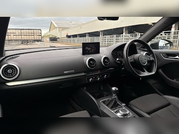 Used Audi A3 2018 for sale - 76888837: Photo