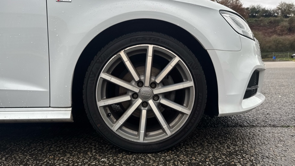 Used Audi A3 2018 for sale - 76888837: Photo 5