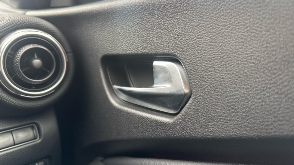 Used Nissan Juke 2025 for sale - 76112299: Photo 41