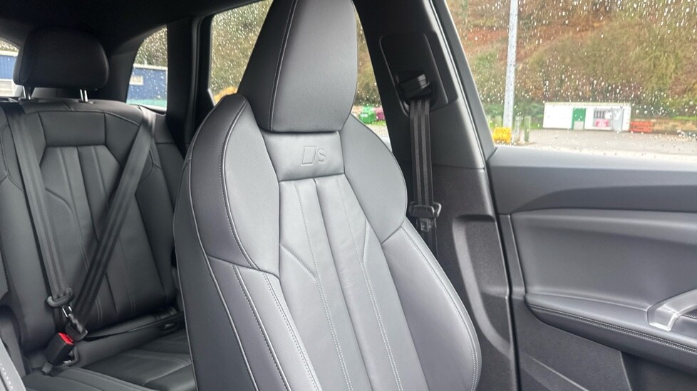 Used Audi Q5 2025 for sale - 76874176: Photo 17