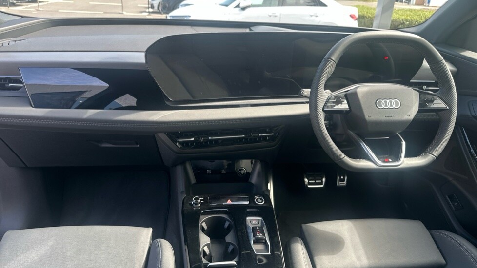 Used Audi Q6 e-tron 2025 for sale - 76328055: Photo 13