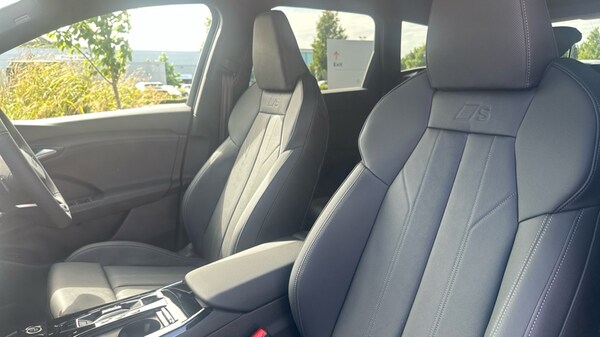 Used Audi Q6 e-tron 2025 for sale - 76328055: Photo 17