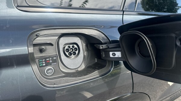 Used Audi Q6 e-tron 2025 for sale - 76328055: Photo 22