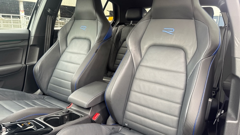 Used Volkswagen Golf 2023 for sale - 76873195: Photo 33