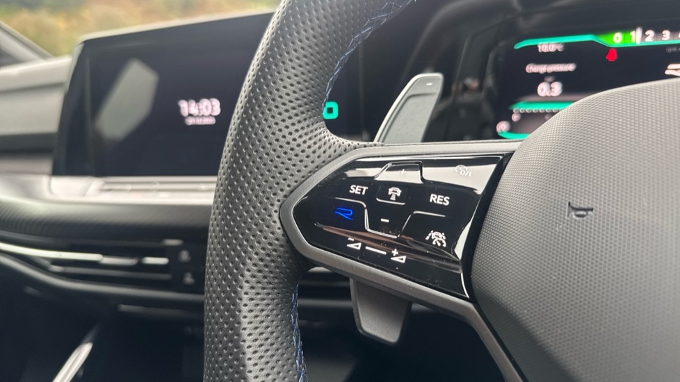 Used Volkswagen Golf 2023 for sale - 76873195: Photo 42