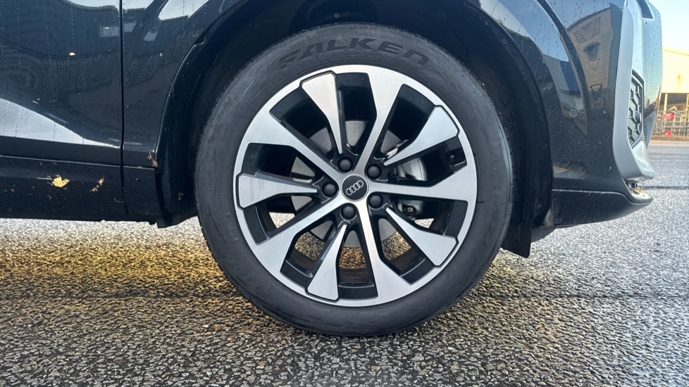 Used Audi Q3 2025 for sale - 76872298: Photo 5