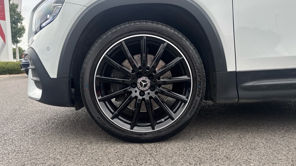 Used Mercedes-Benz GLB 2023 for sale - 77025372: Photo 17